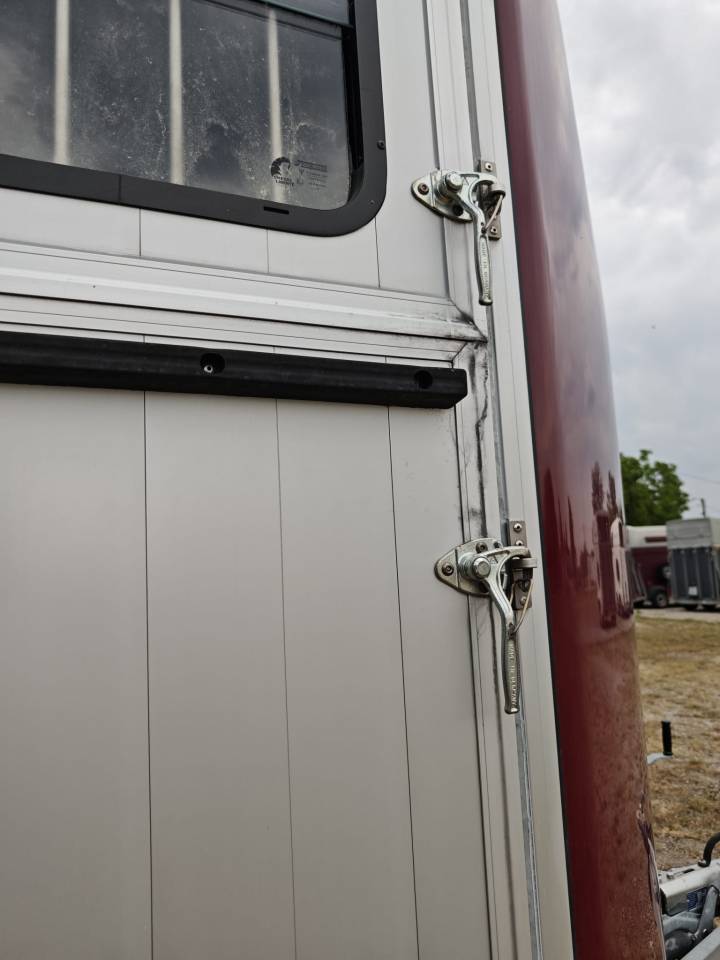 Trailer Cheval Libert&eacute; CHEVAL LIBERTE MAXI 4  4 Cavalli 2022 Occasione