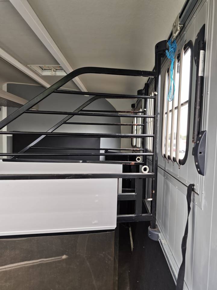 Trailer Cheval Libert&eacute; CHEVAL LIBERTE MAXI 4  4 Cavalli 2022 Occasione