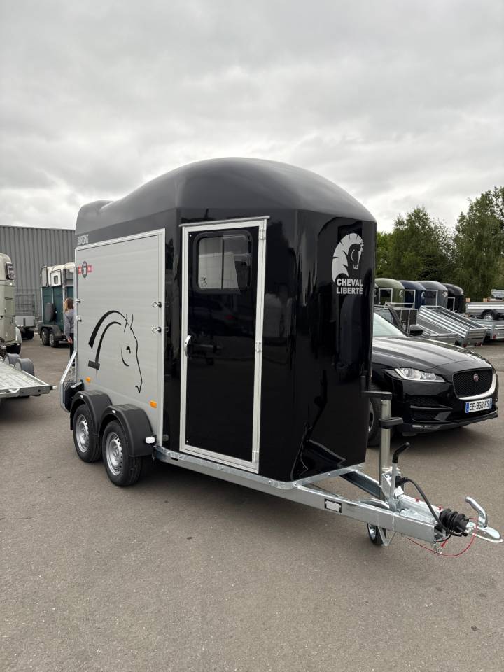 Trailer Cheval Libert&eacute; Gold One Origins 1,5 Cavalli 2026 Nuovo