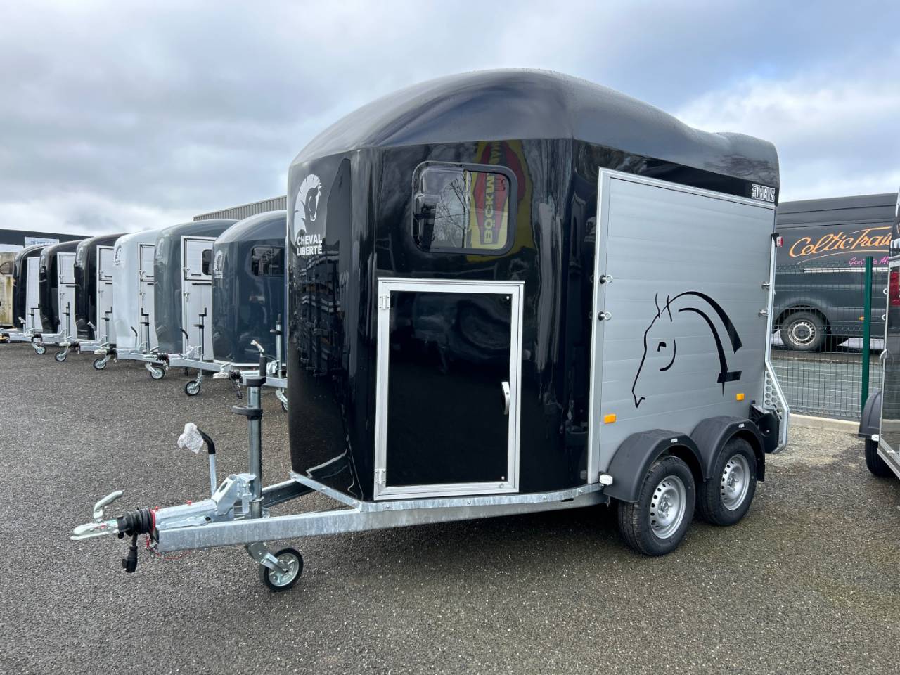 Trailer Cheval Libert&eacute; Gold origins aluline 2 Cavalli 2026 Nuovo