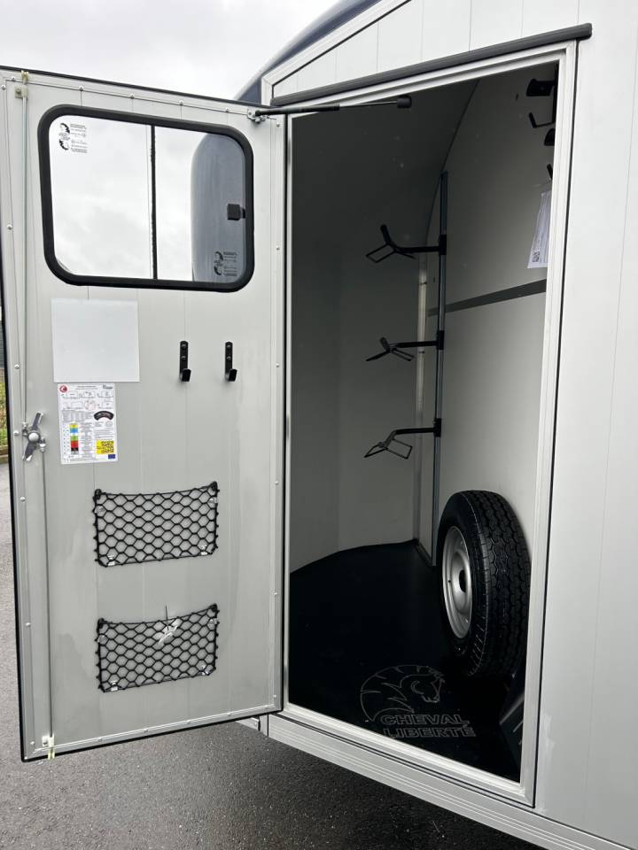 Trailer Cheval Libert&eacute; Maxi 3 3 Cavalli 2026 Nuovo
