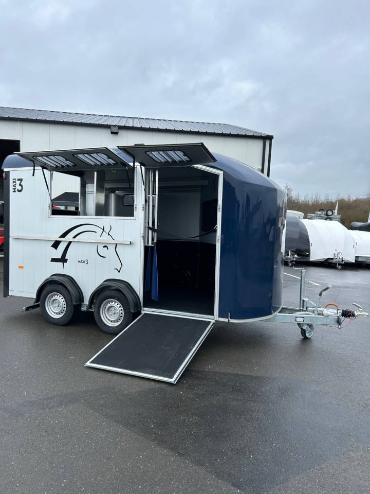 Trailer Cheval Libert&eacute; Maxi 3 3 Cavalli 2026 Nuovo