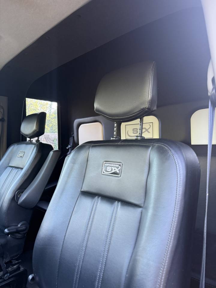 Van per Cavalli Renault Renault Master DCI 150 STX mod&egrave;le Stalle 2015 Occasione