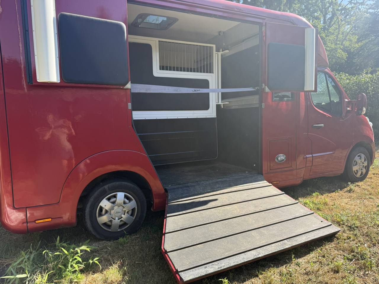 Van per Cavalli Renault Renault Master DCI 150 STX mod&egrave;le Stalle 2015 Occasione