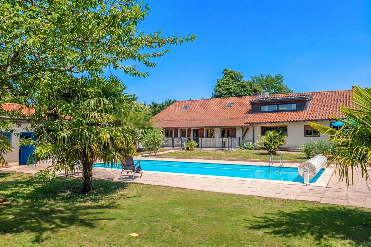 Propriet&agrave; equestre In vendita Ain