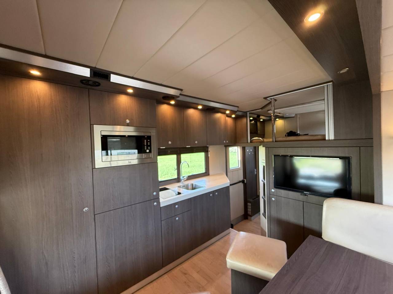 Camion per Cavalli STX STX 6 CHEVAUX  2011 Occasione
