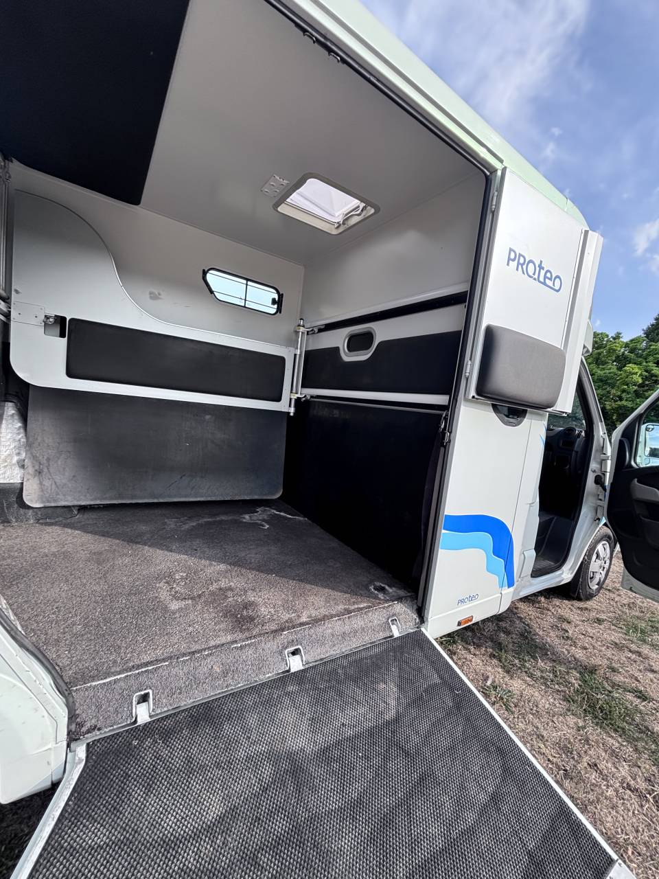 Van per Cavalli Renault Master Proteo 2010 Occasione