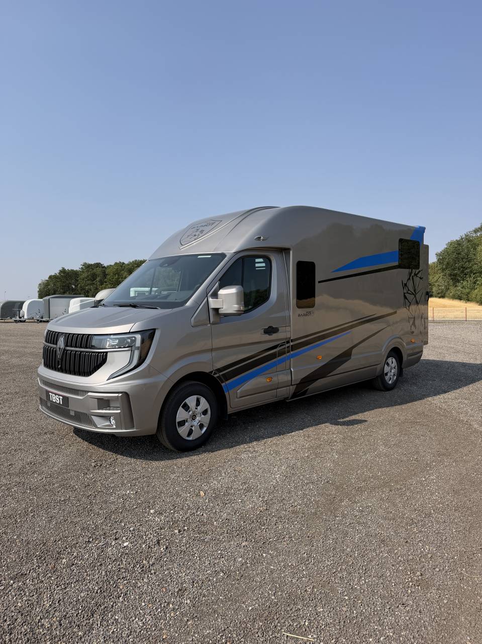 Van per Cavalli Barbot LS5 Renault master  2026 Nuovo