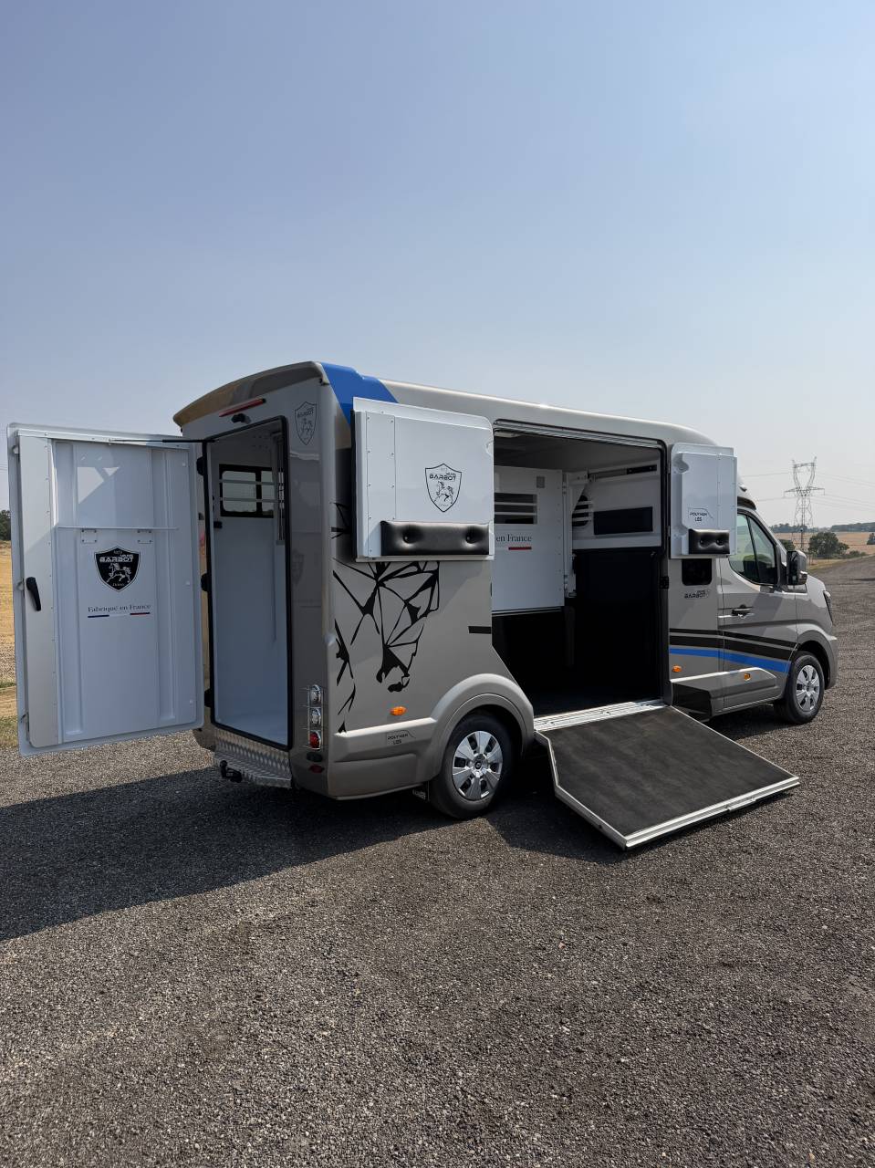 Van per Cavalli Barbot LS5 Renault master  2026 Nuovo