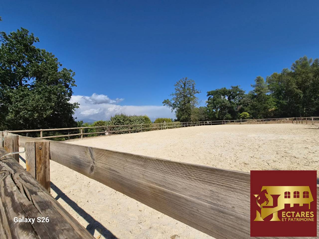 Propriet&agrave; equestre In vendita Var