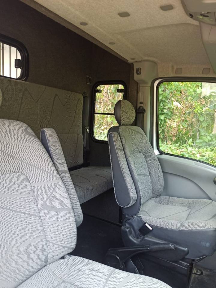 Van per Cavalli Chardron renault Master 2010 Occasione