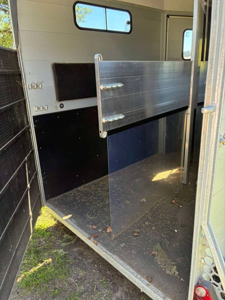 Trailer Cheval Libert&eacute; Touring Country  2 Cavalli 2024 Nuovo