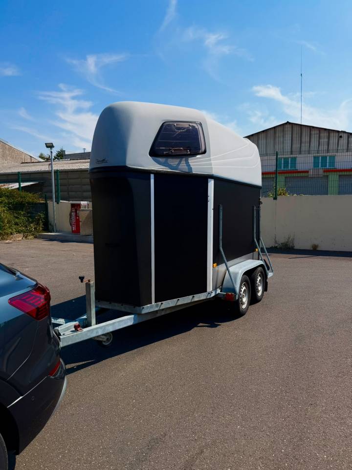 Trailer Hotra  1,5 Cavalli 2000 Occasione
