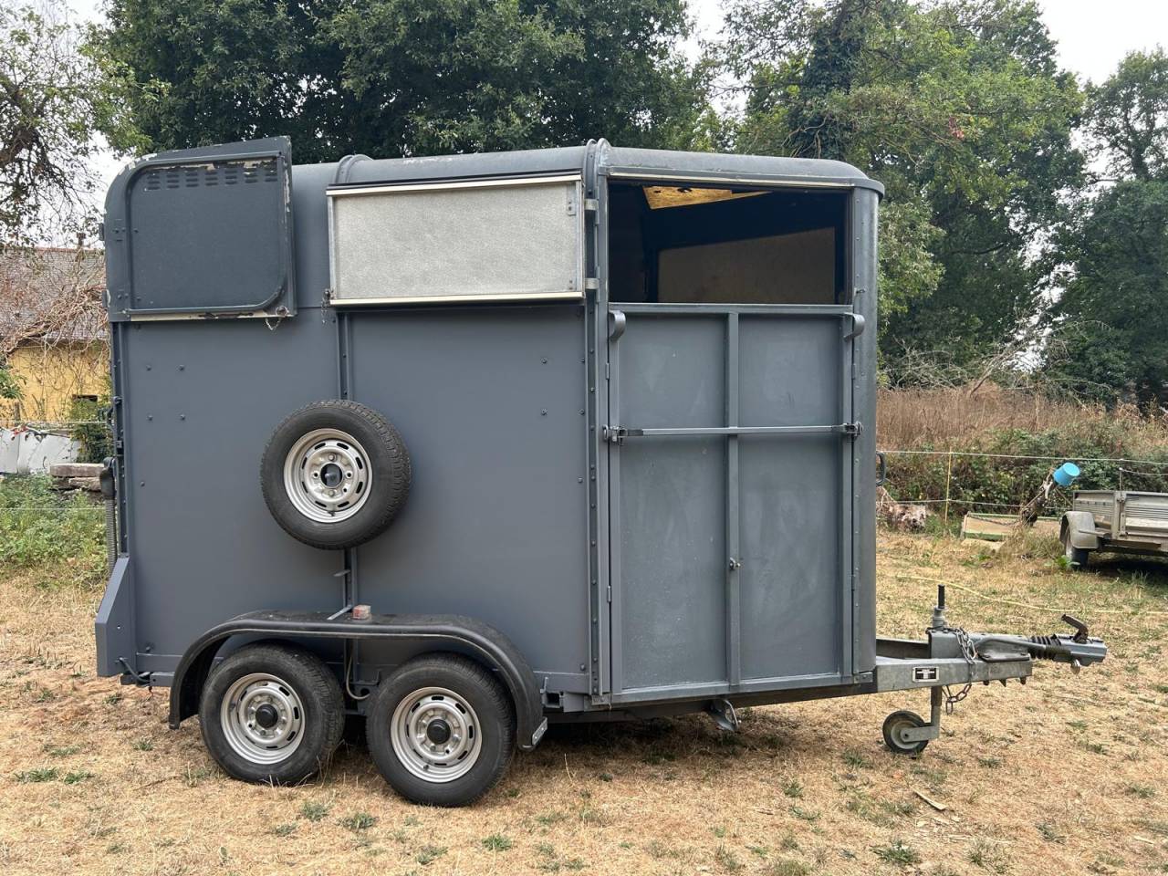 Trailer Ifor Williams HB505R 2 Cavalli 1996 Occasione