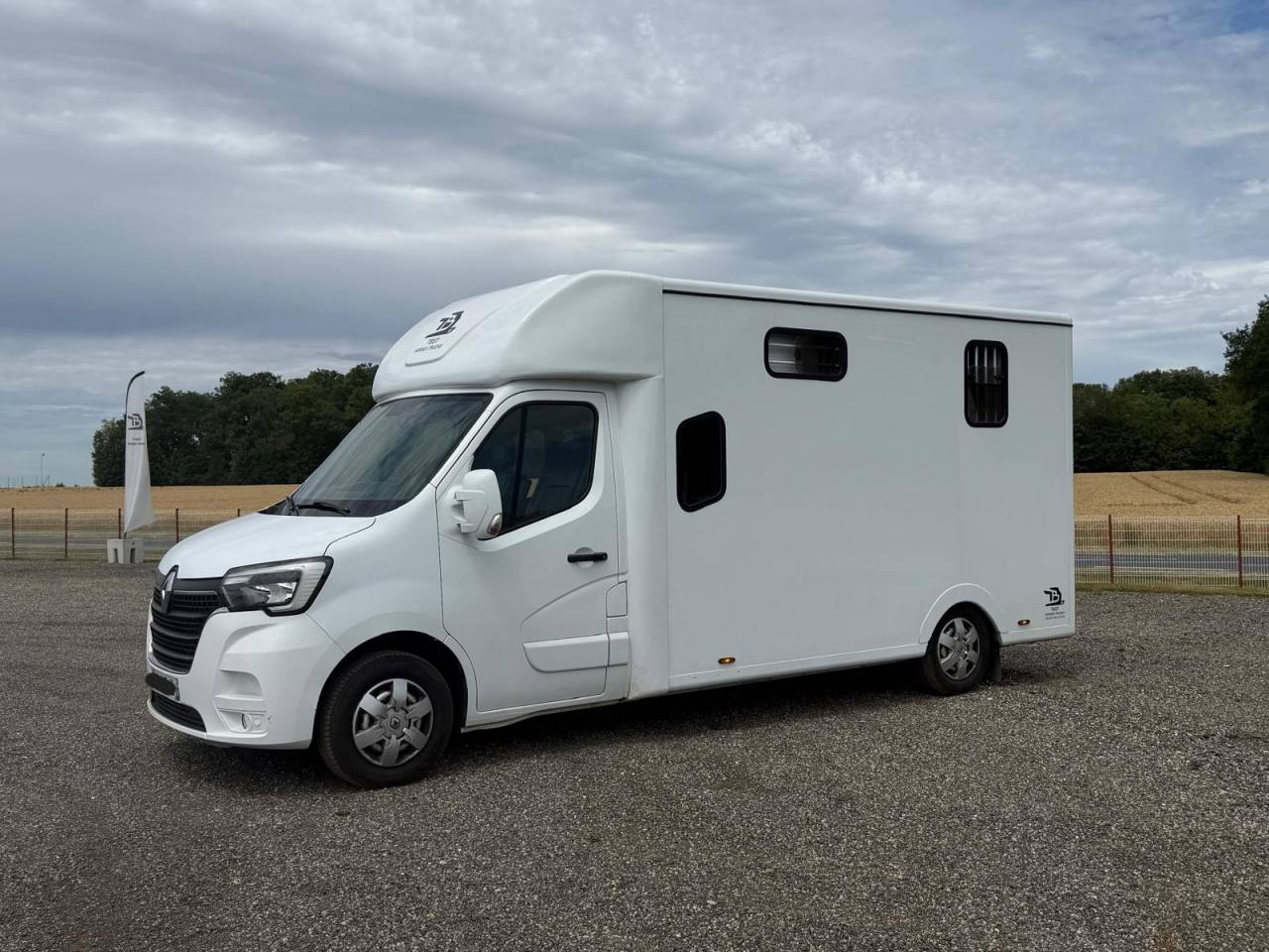 Van per Cavalli TBST RENAULT MASTER 2023 Occasione