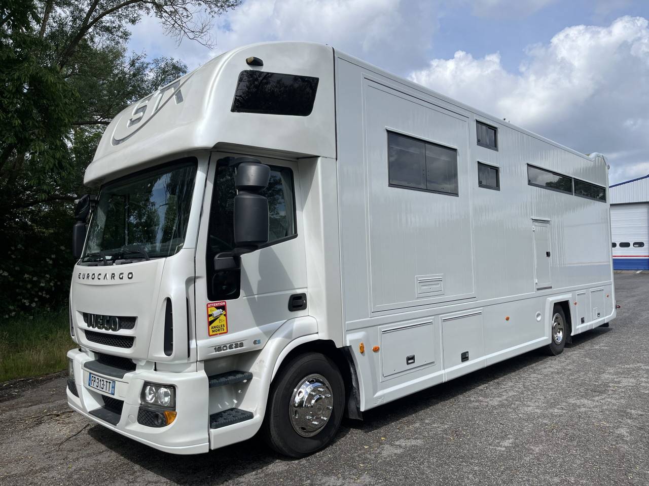 Camion per Cavalli Iveco IVECO EUROCARGO 160E28 STX POP OUT 2010 Occasione