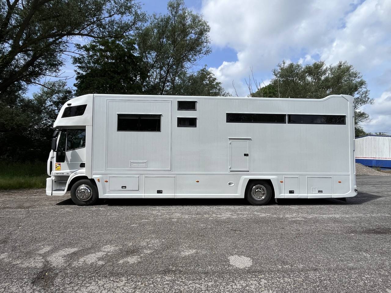Camion per Cavalli Iveco IVECO EUROCARGO 160E28 STX POP OUT 2010 Occasione