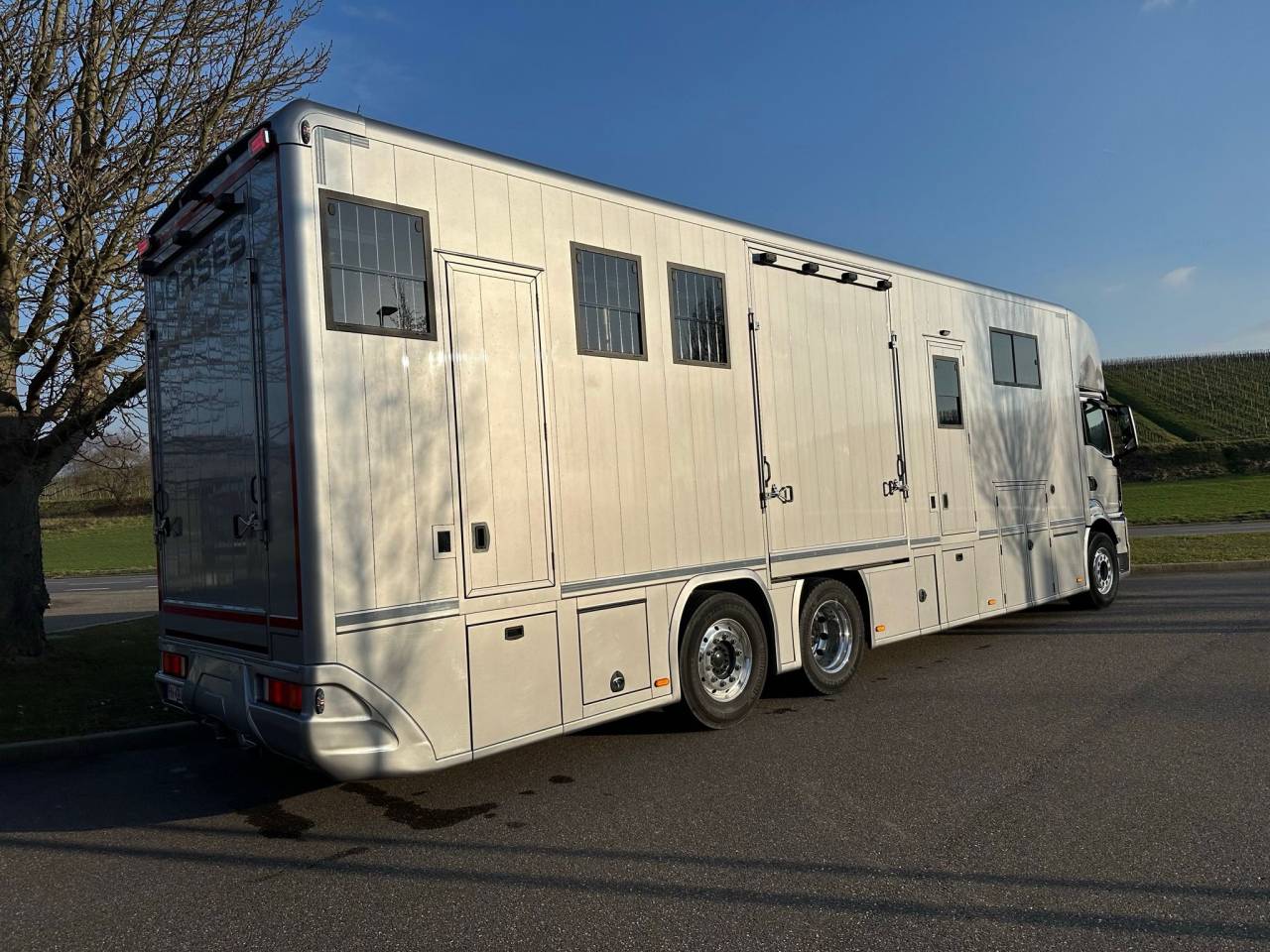 Camion per Cavalli HTI MAN TGS 26.470 HTI PROFESSIONAL 8 2026 Nuovo