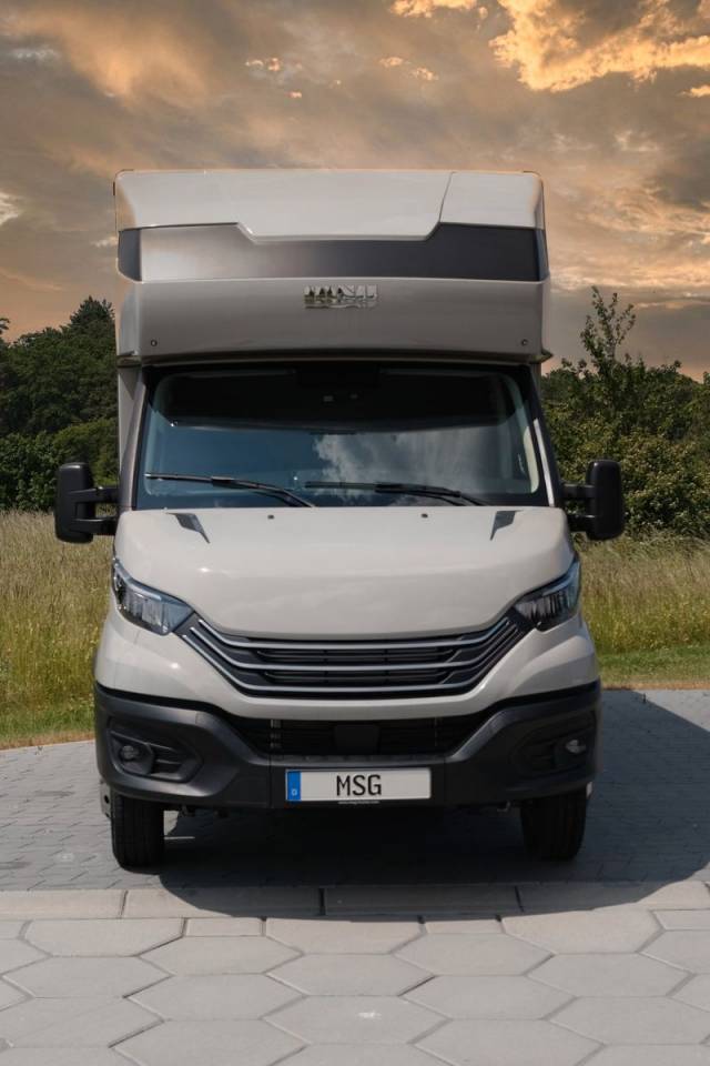 Camion per Cavalli Iveco IVECO DAILY 50.210 MSG STABLEHOPPER XXL 2026 Nuovo