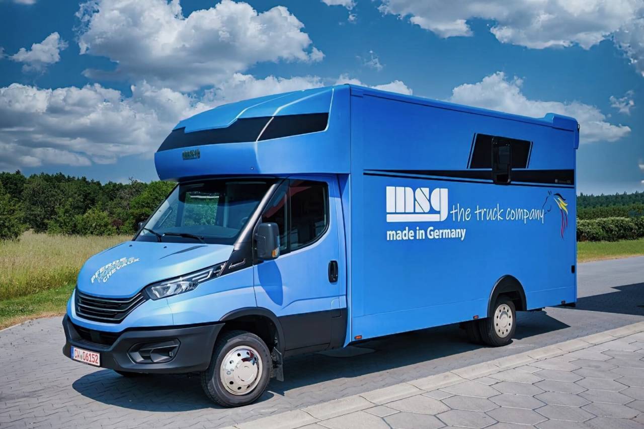Camion per Cavalli Iveco IVECO DAILY 50.210 MSG STABLEHOPPER XXL 2026 Nuovo