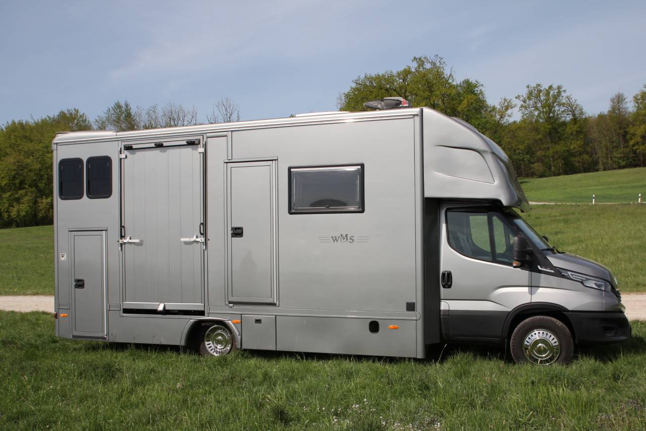 Camion per Cavalli Iveco IVECO DAILY 70C21 WMS POP OUT 2026 Nuovo