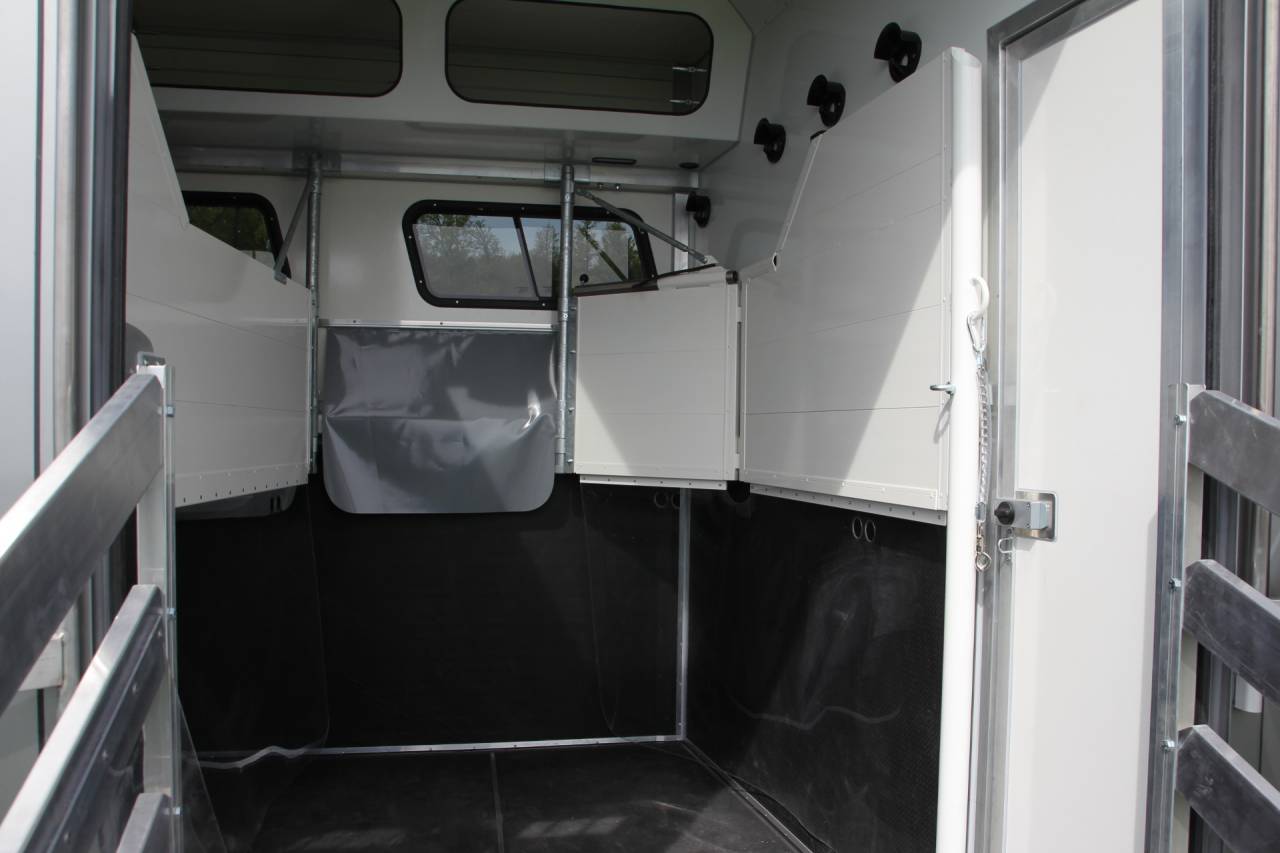 Camion per Cavalli Iveco IVECO DAILY 70C21 WMS POP OUT 2026 Nuovo