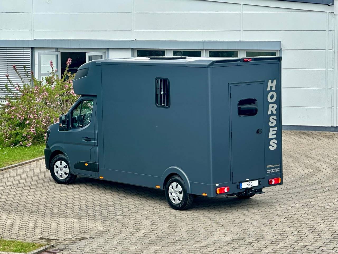 Van per Cavalli Renault RENAULT MASTER 170 MSG STALLION LIGHT AUTOMATIQUE 2026 Nuovo