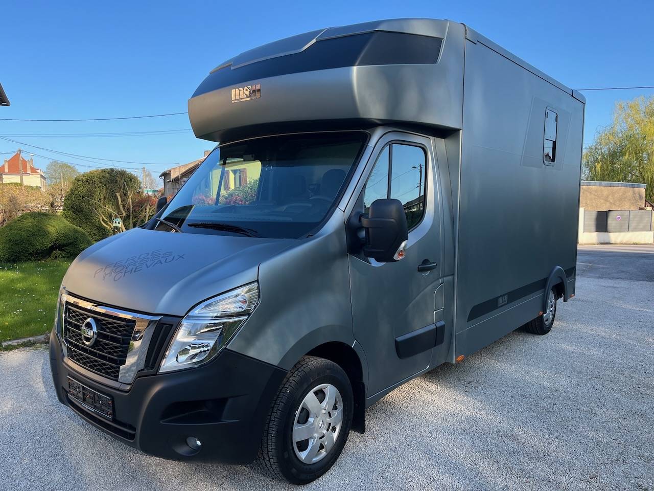 Van per Cavalli Nissan NISSAN INTERSTAR DCI 165 MSG STALLION LIGHT 2026 Occasione