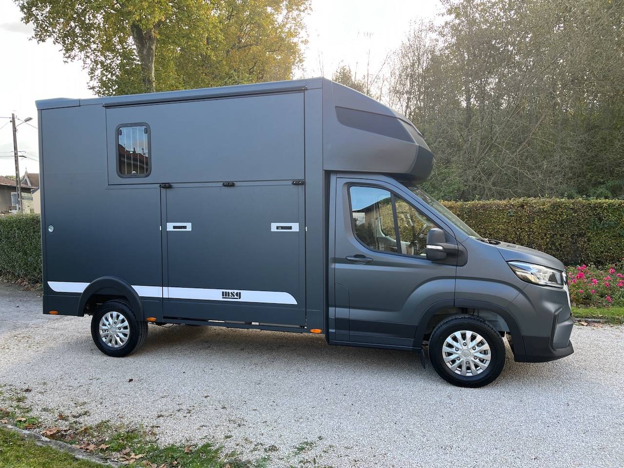 Van per Cavalli Altra marca MAXUS DELIVER 9 LUXURY MSG STALLION LIGHT 2025 Occasione