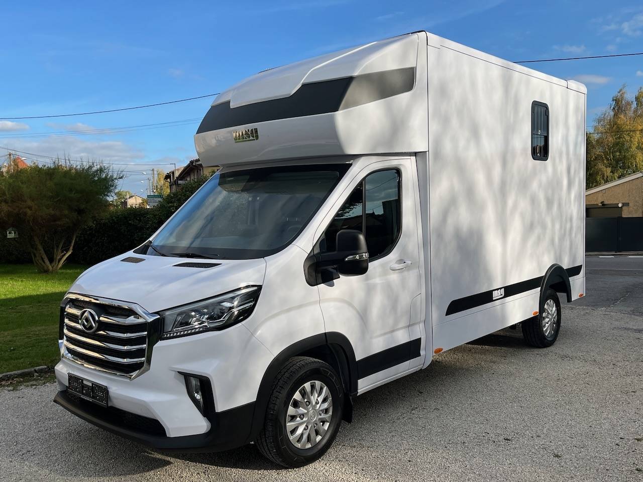 Van per Cavalli Altra marca MAXUS DELIVER 9 LUXURY MSG STALLION LIGHT 2025 Occasione