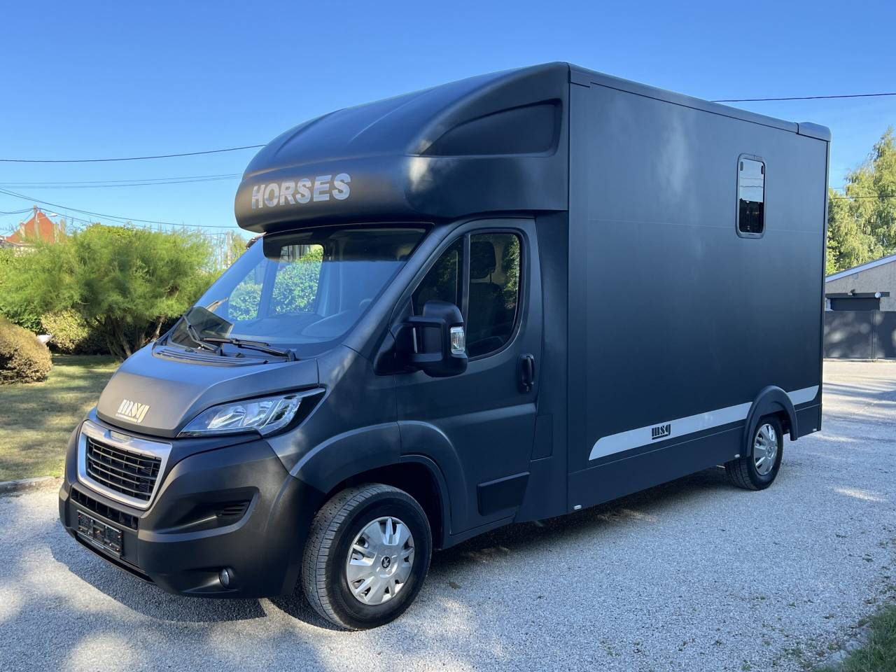 Van per Cavalli Peugeot PEUGEOT BOXER BLUEHDI 165 MSG STALLION LIGHT 2025 Occasione