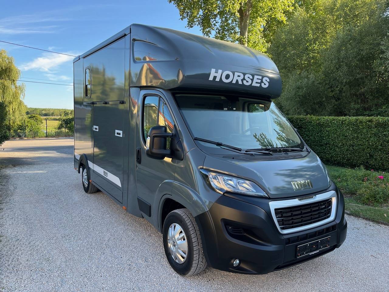 Van per Cavalli Peugeot PEUGEOT BOXER BLUEHDI 165 MSG STALLION LIGHT  Occasione