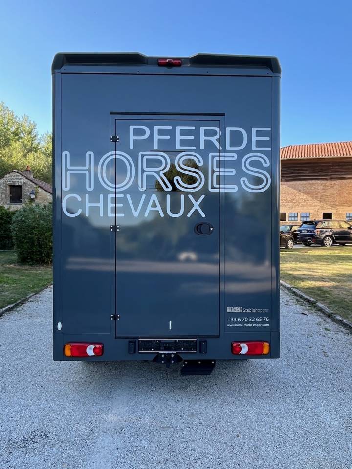 Van per Cavalli Peugeot PEUGEOT BOXER BLUEHDI 165 MSG STALLION LIGHT  Occasione