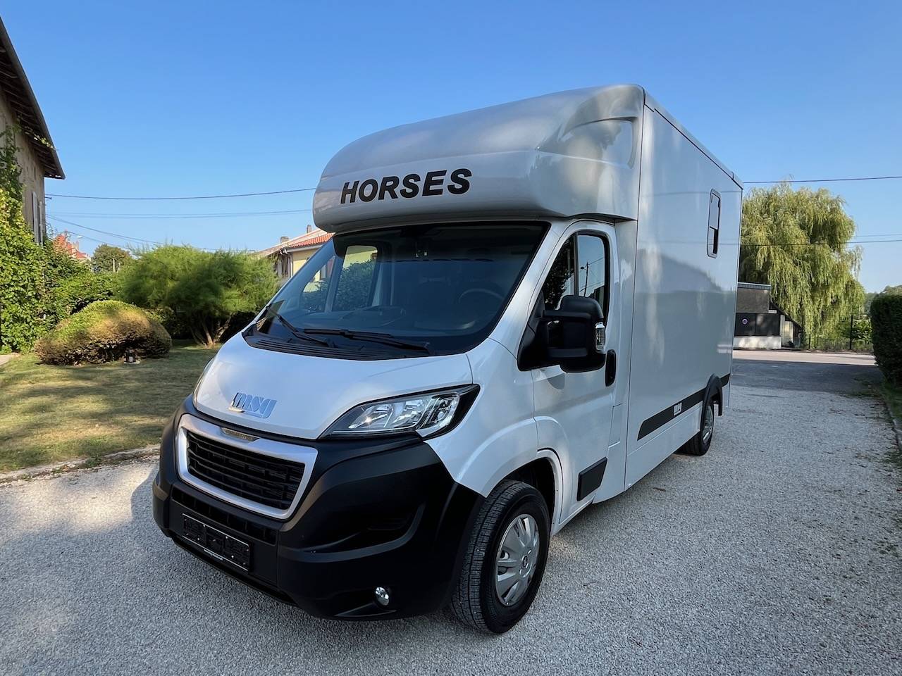 Van per Cavalli Peugeot PEUGEOT BOXER BLUEHDI 165 MSG STALLION LIGHT 2025 Occasione