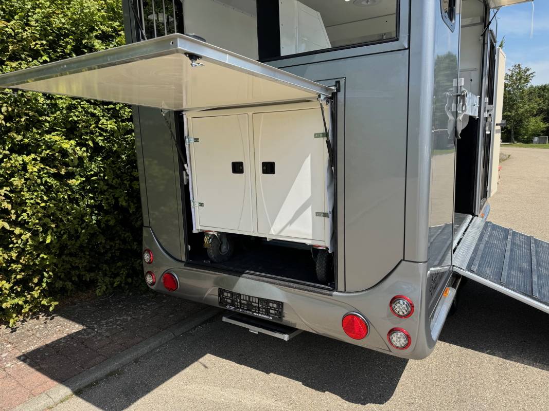 Rimorchio Cavalli Anka REMORQUE ANKA 2 CHEVAUX + HOME CAR & SELLERIE 2026 Nuovo