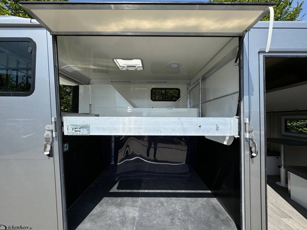 Rimorchio Cavalli Anka REMORQUE ANKA 2 CHEVAUX + HOME CAR & SELLERIE 2026 Nuovo