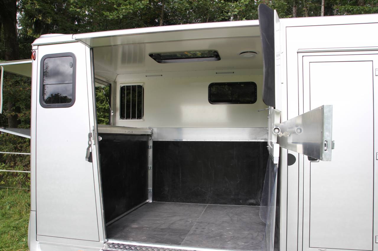 Rimorchio Cavalli Anka REMORQUE ANKA 2 CHEVAUX + HOME CAR & SELLERIE 2026 Nuovo