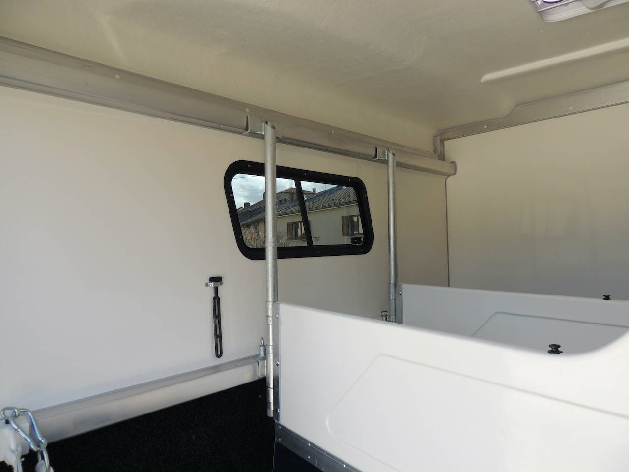 Rimorchio Cavalli Anka REMORQUE ANKA 3 CHEVAUX & HOME CAR 2026 Nuovo