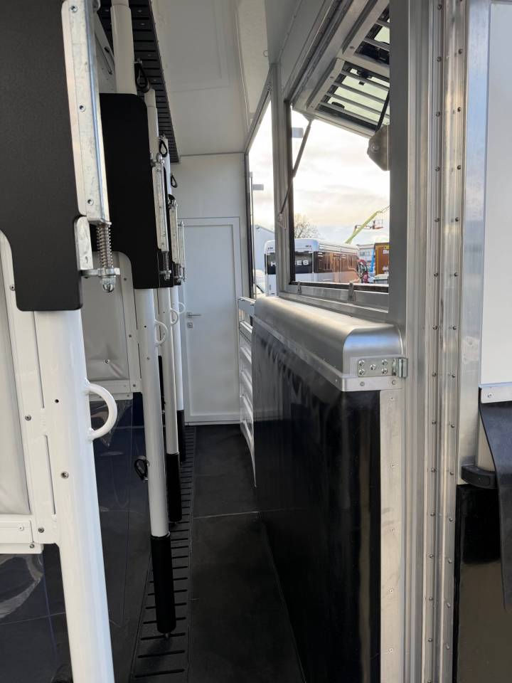 Camion per Cavalli Man MAN TGM 18.320 ANKA POP OUT 2026 Nuovo