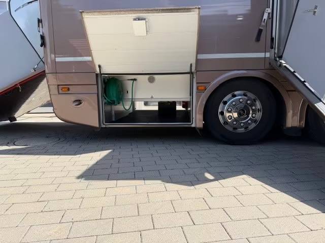 Camion per Cavalli Volvo VOLVO FH 500 ROELOFSEN RR6 POP OUT & PUSH UP 2016 Occasione