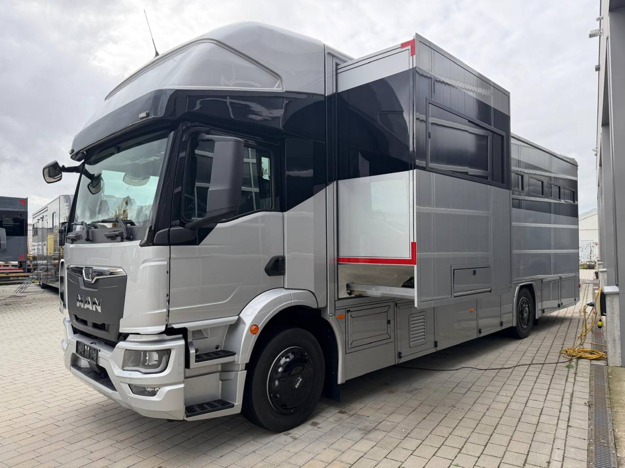 Camion per Cavalli Man MAN TGM 18.320 ANKA POP OUT 2026 Nuovo