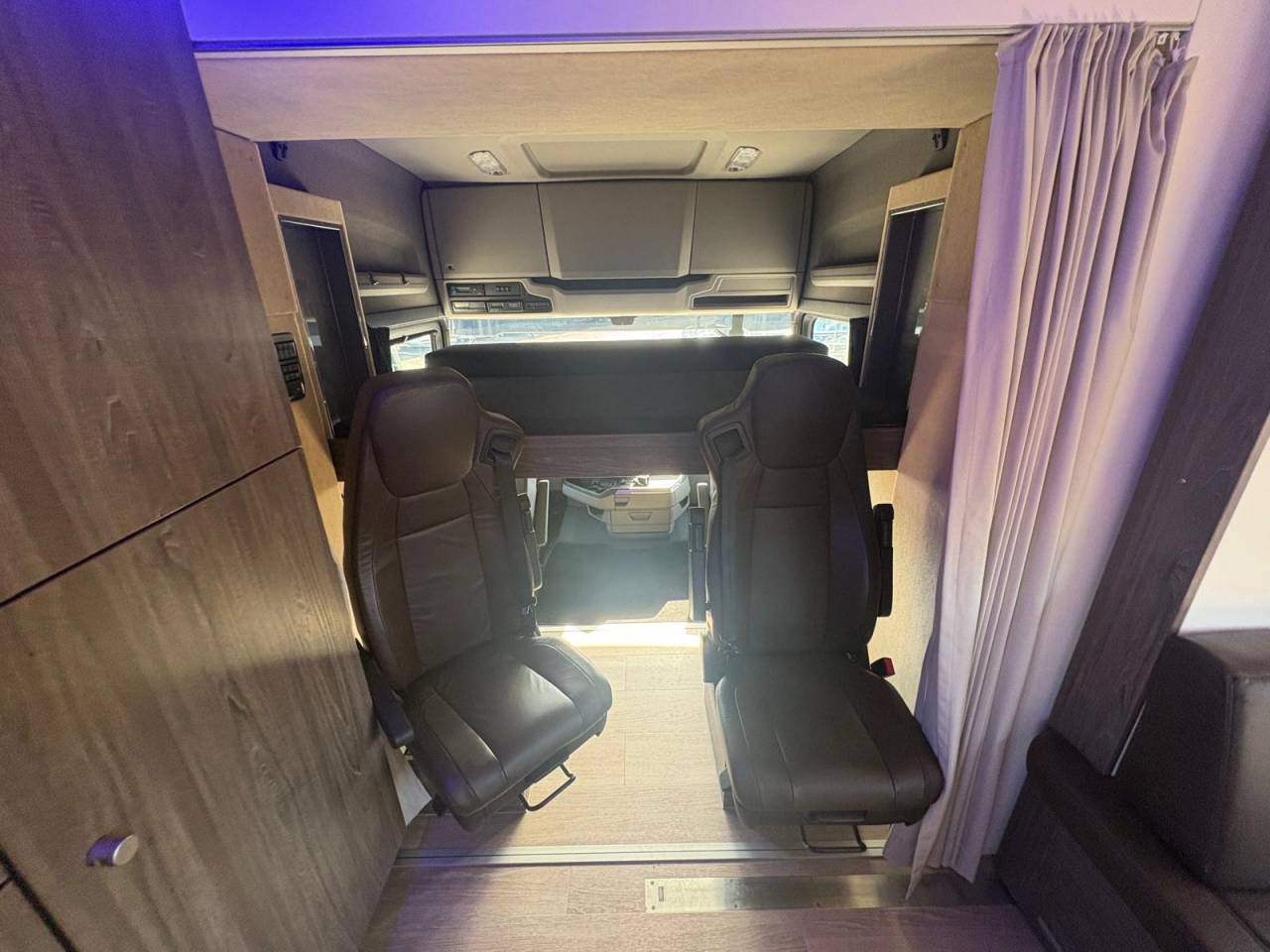 Camion per Cavalli Scania SCANIA S500 EHC POP OUT 2020 Occasione