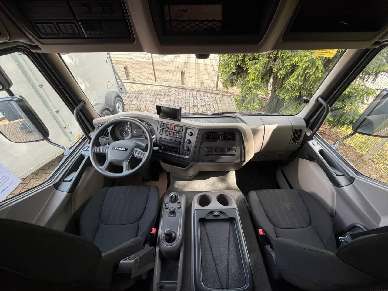 Camion per Cavalli Daf DAF LF 310 EHC 2026 Nuovo