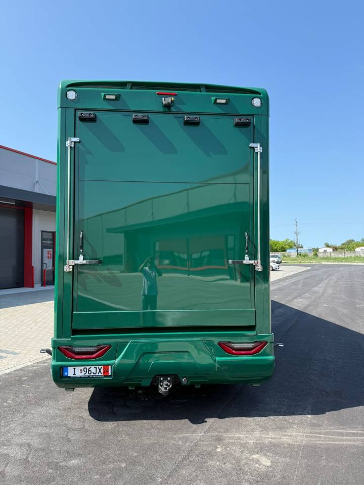 Camion per Cavalli HTI VOLVO FM 500 HTI PROFESSIONAL 5 2026 Nuovo