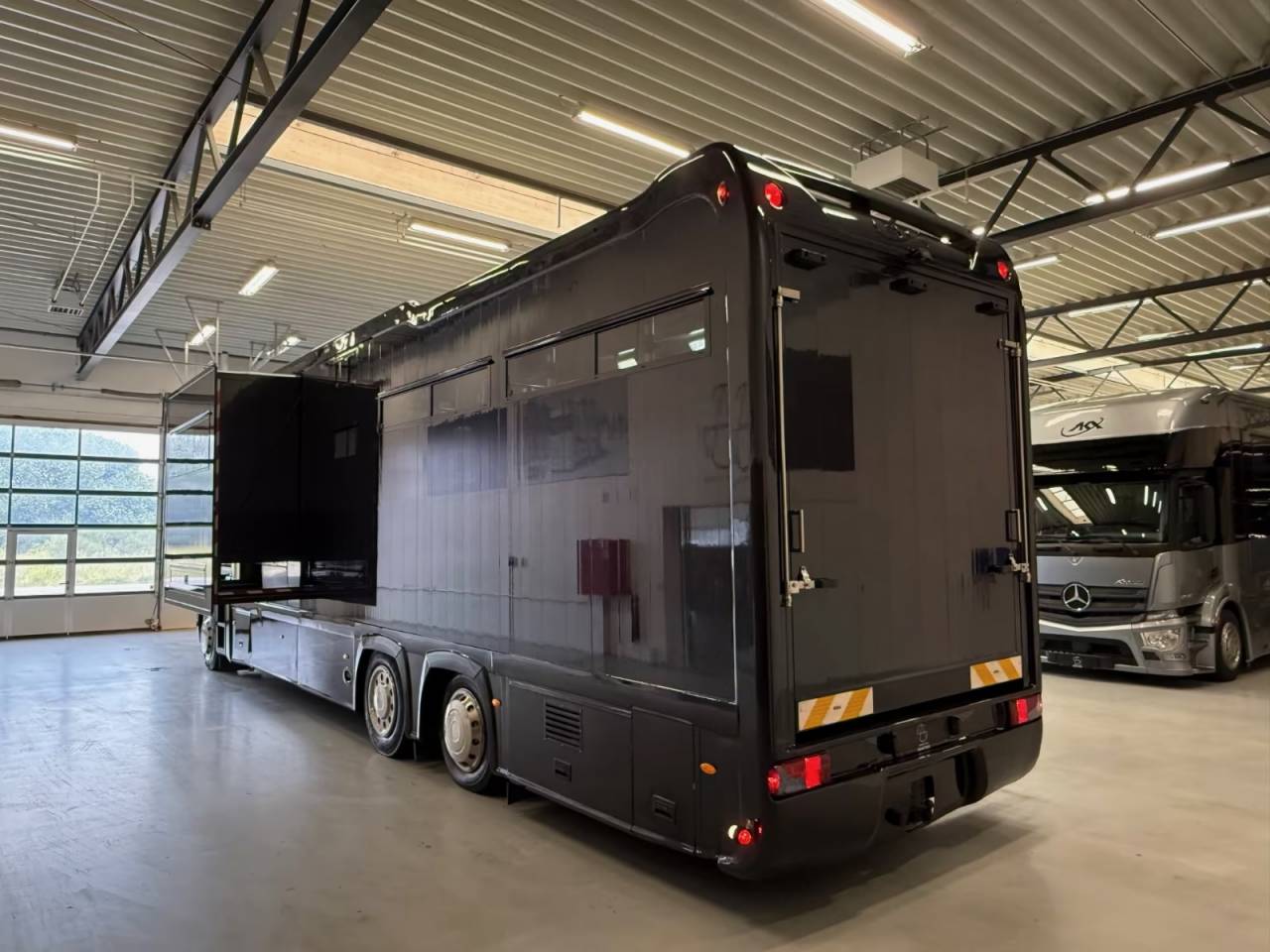 Camion per Cavalli Renault RENAULT MAGNUM 480 STX 5 HORSES POP OUT 2011 Occasione