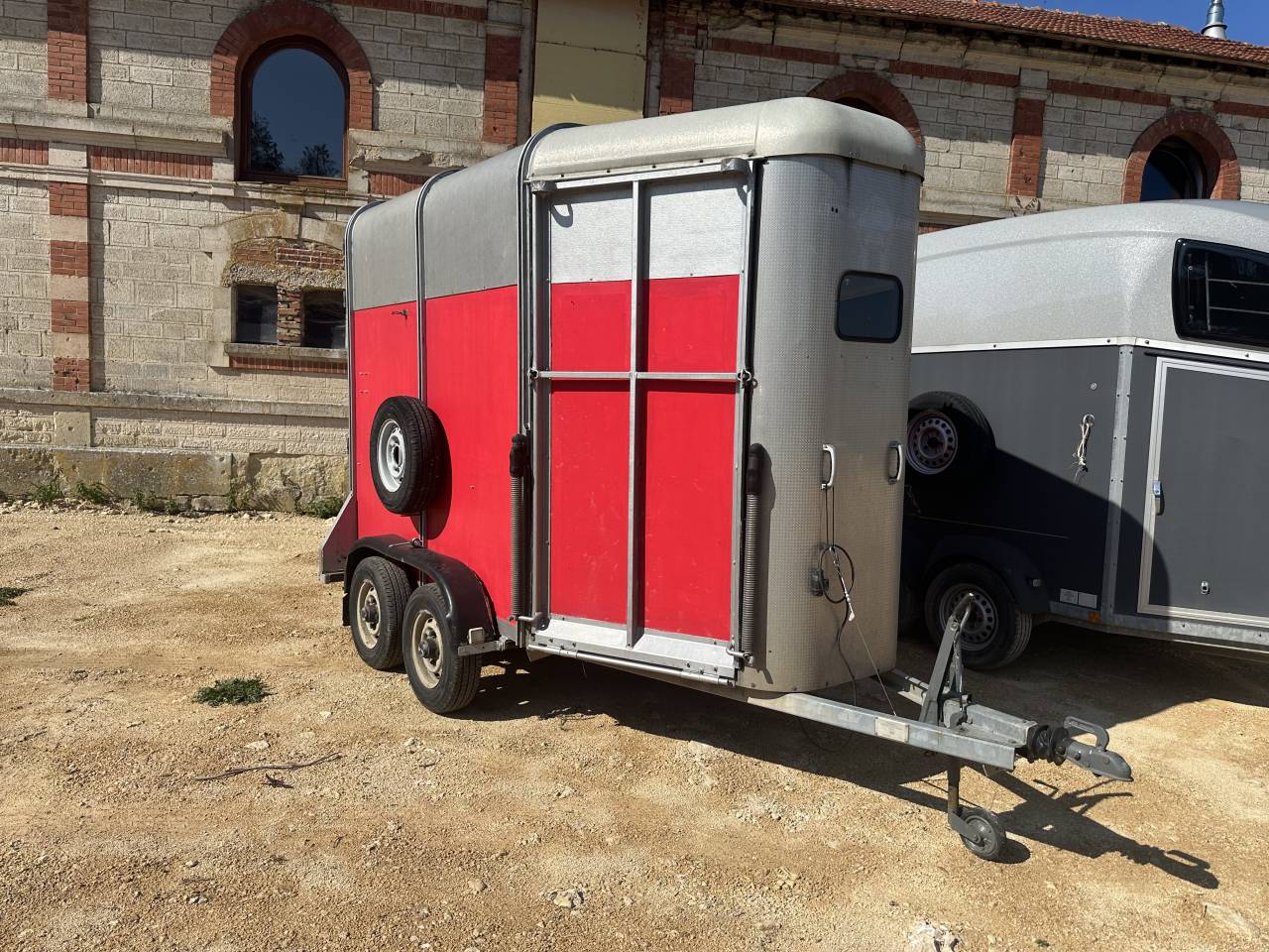 Trailer Ifor Williams HB505R 2 Cavalli 1986 Occasione