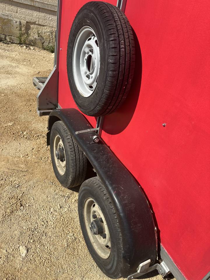 Trailer Ifor Williams HB505R 2 Cavalli 1986 Occasione