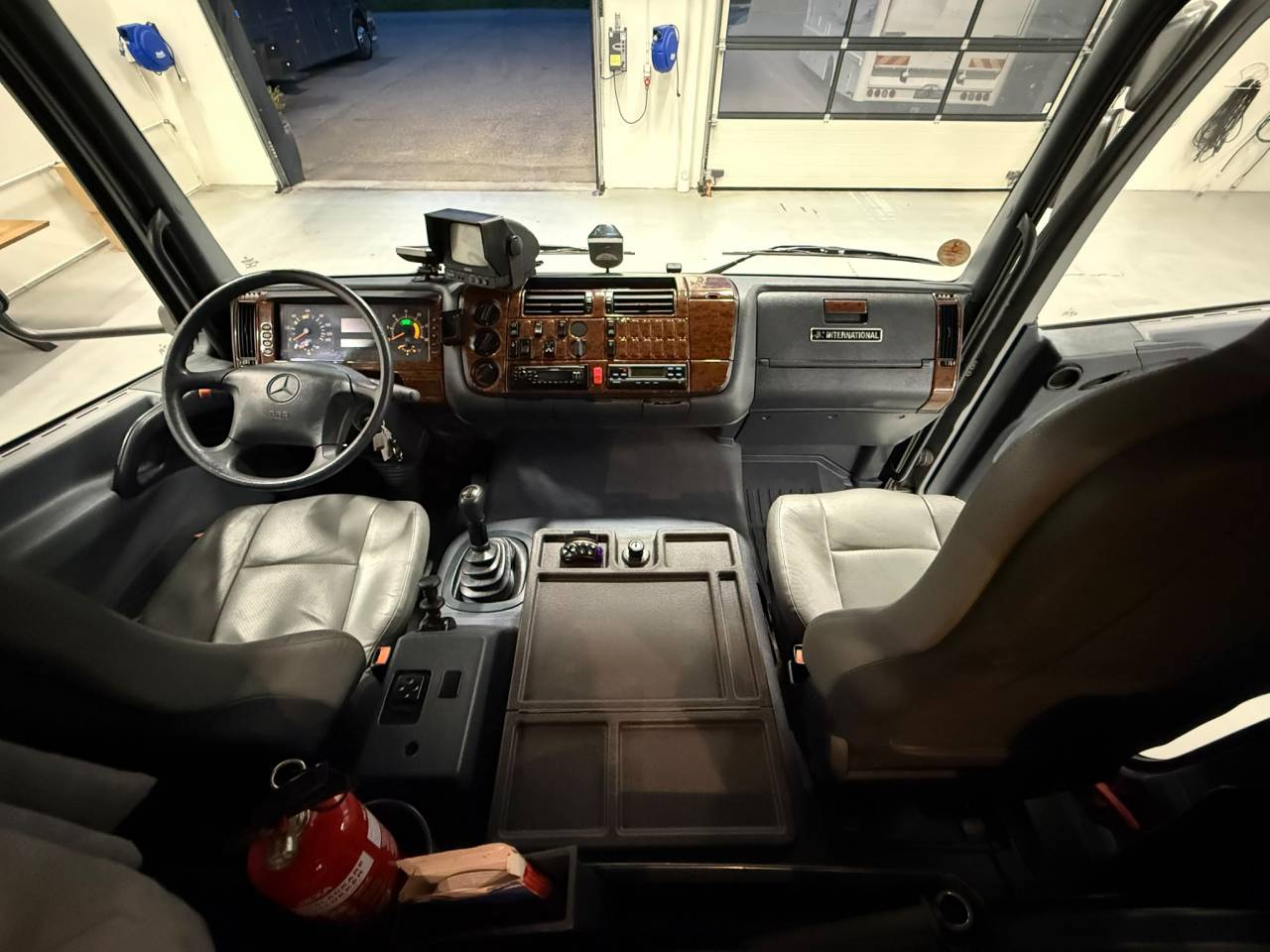 Camion per Cavalli Mercedes JL 2005 Occasione