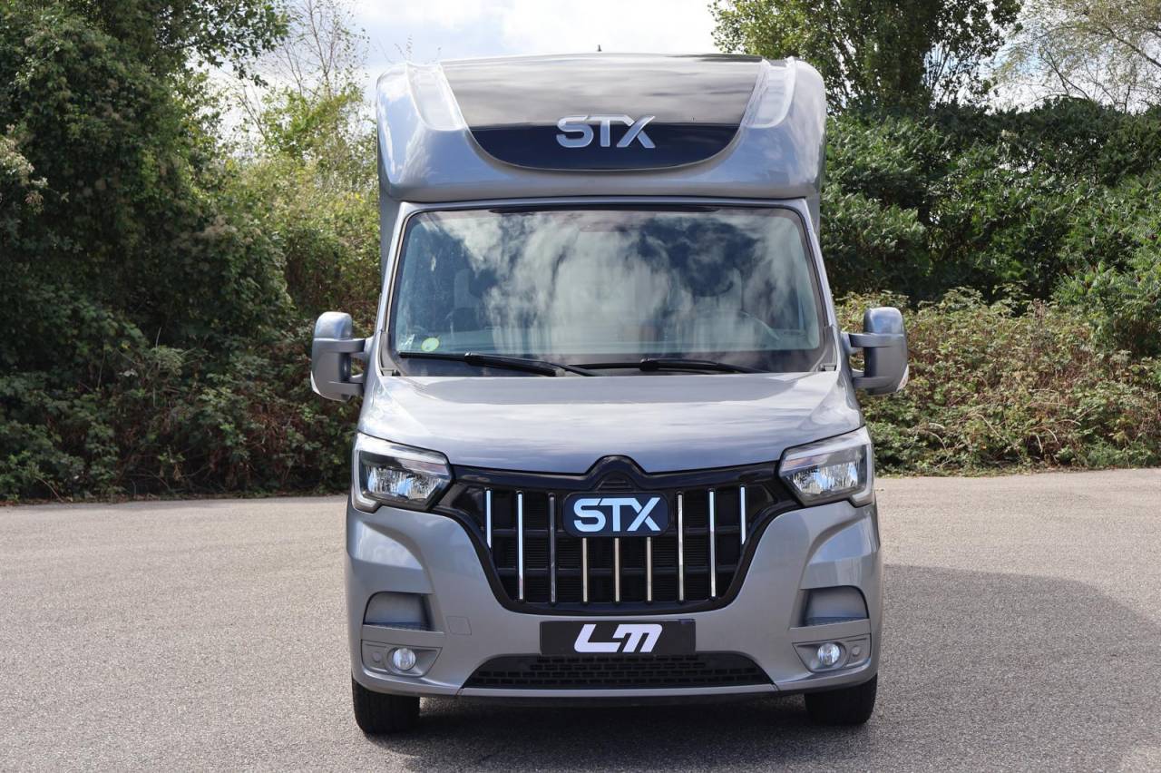 Van per Cavalli STX STX 2022 Occasione