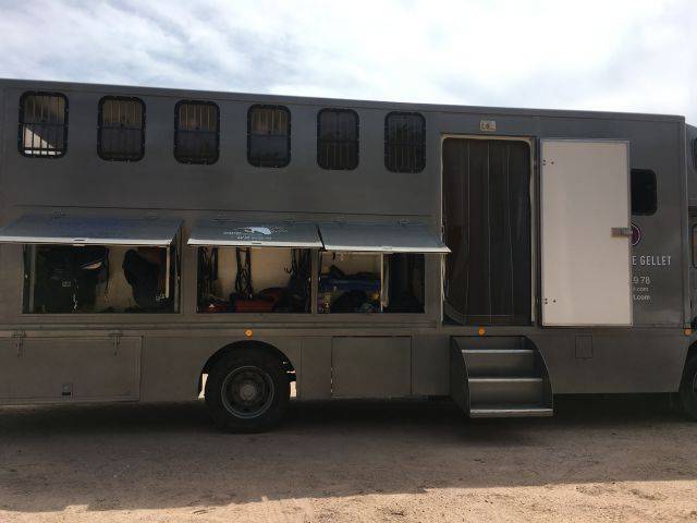 Camion per Cavalli Renault Renault&nbsp;M 230 TI - 17CV 1996 Occasione